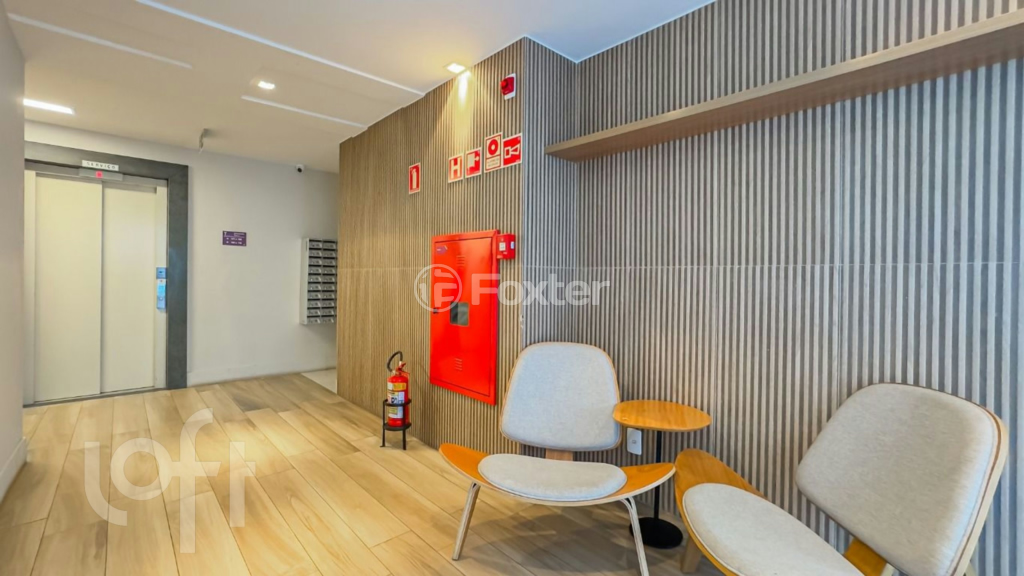 Apartamento à venda com 2 quartos, 40m² - Foto 31