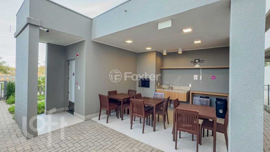 Apartamento à venda com 2 quartos, 40m² - Foto 17