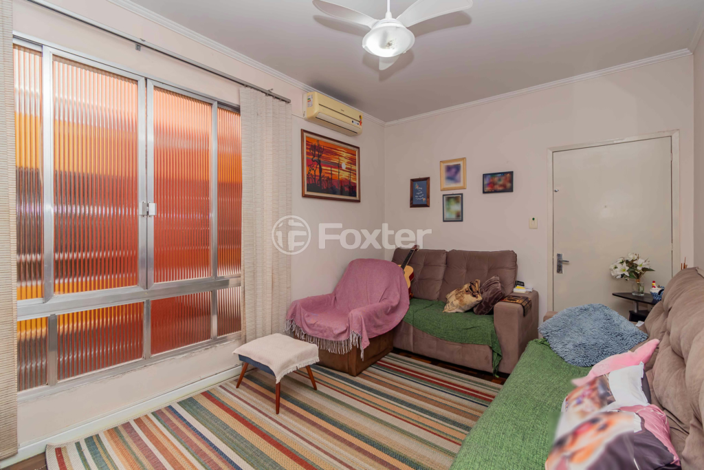 Apartamento à venda com 2 quartos, 72m² - Foto 1