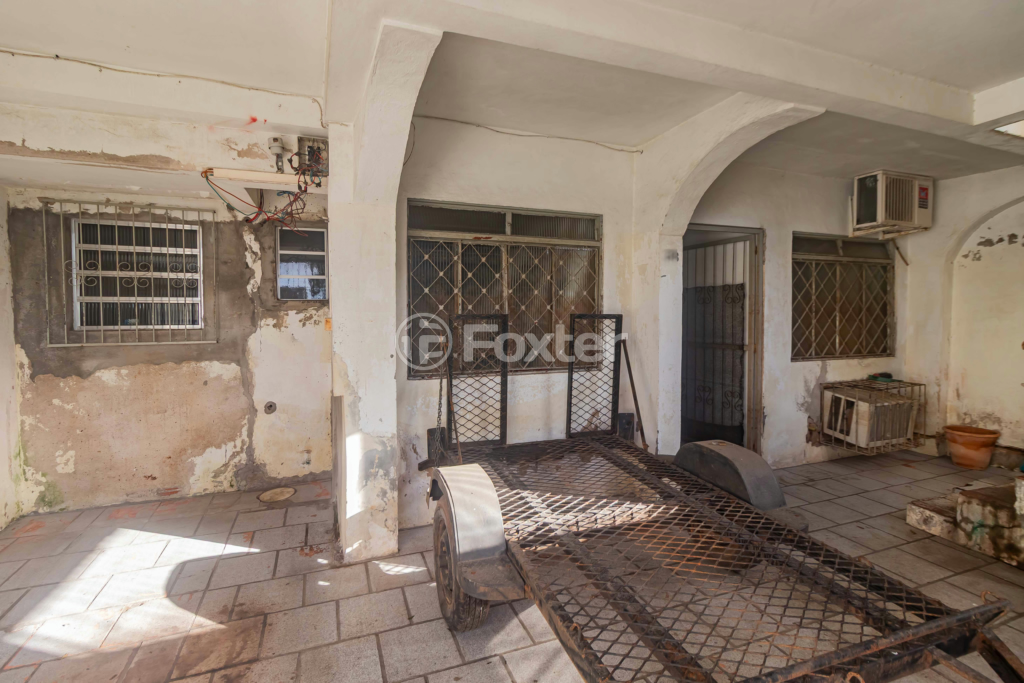 Casa à venda com 4 quartos, 219m² - Foto 17