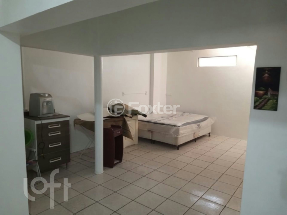 Casa à venda com 9 quartos, 140m² - Foto 5