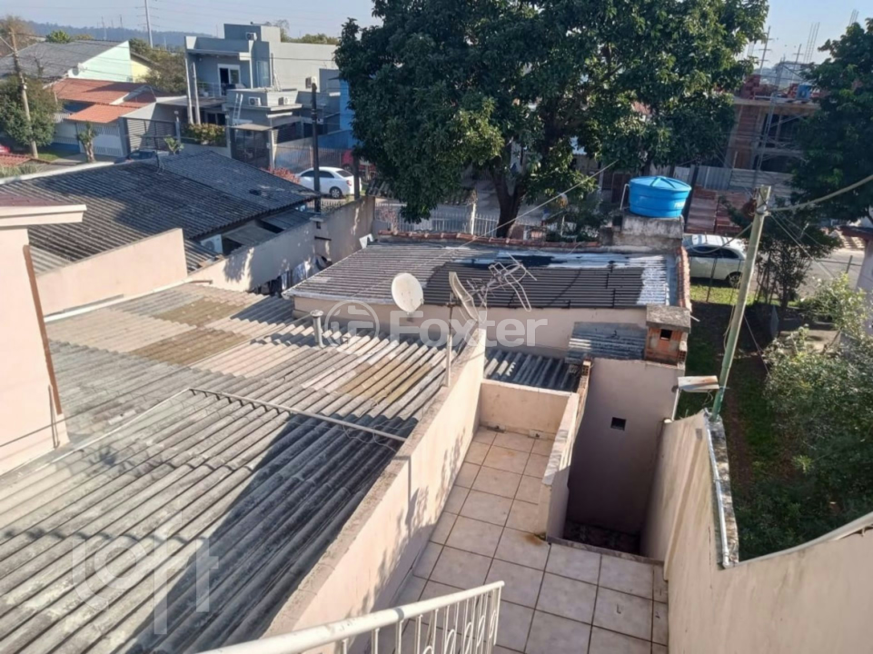 Casa à venda com 9 quartos, 140m² - Foto 24