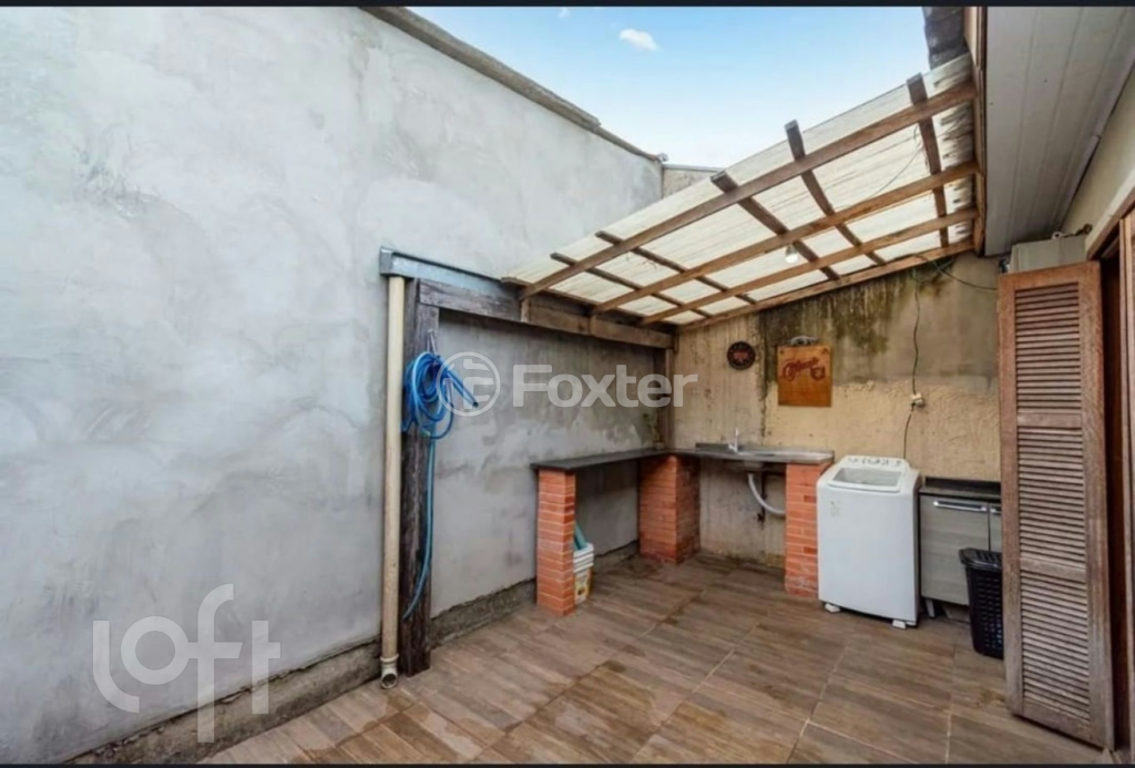 Casa à venda com 2 quartos, 55m² - Foto 16