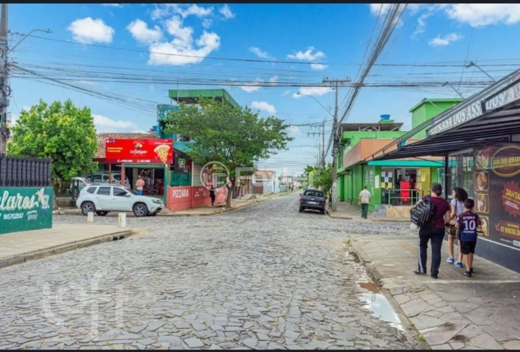 Casa à venda com 2 quartos, 55m² - Foto 2