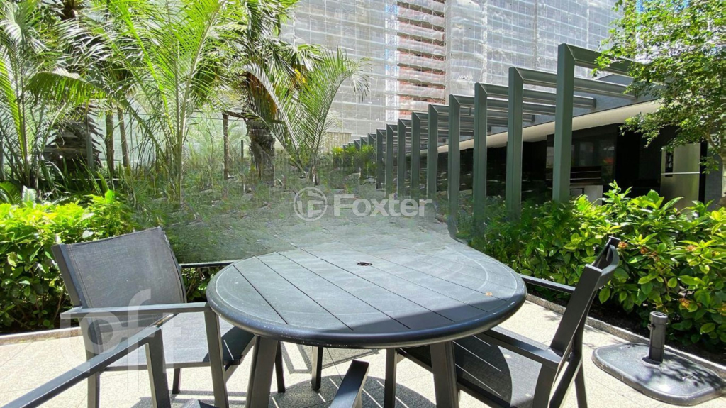 Apartamento à venda com 3 quartos, 81m² - Foto 26