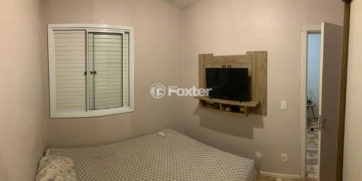 Casa à venda com 3 quartos, 50m² - Foto 2