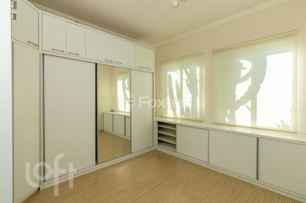 Casa de Condomínio à venda com 4 quartos, 296m² - Foto 8
