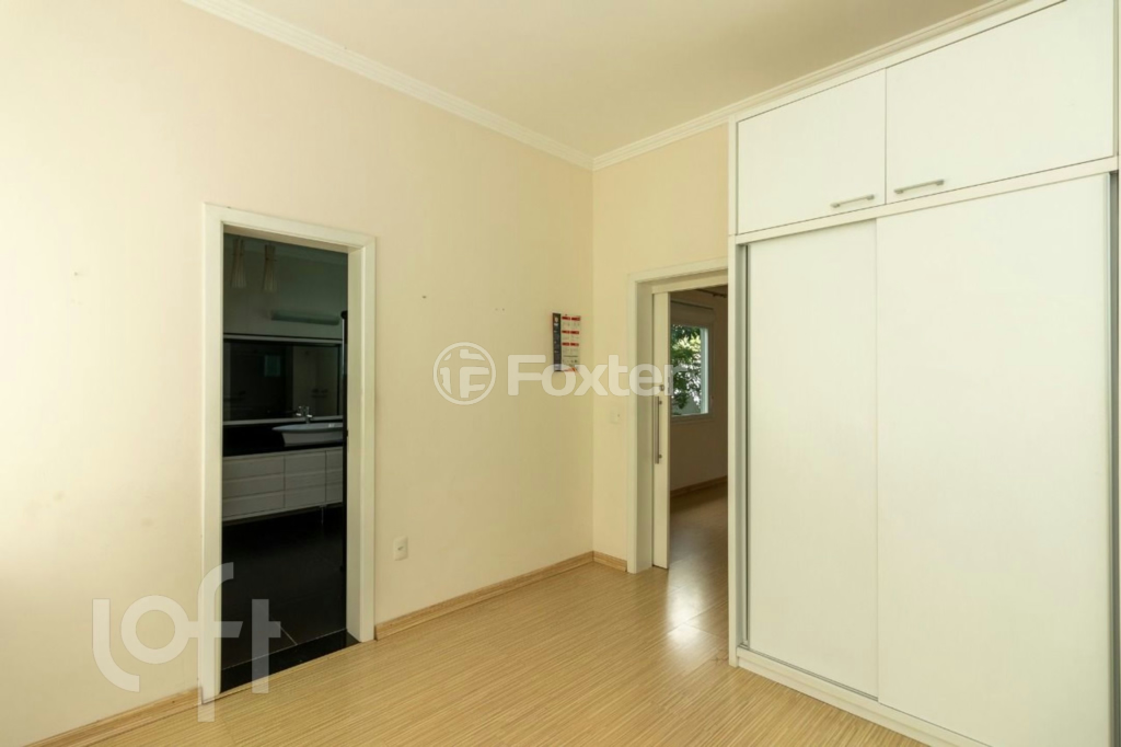 Casa de Condomínio à venda com 4 quartos, 296m² - Foto 10