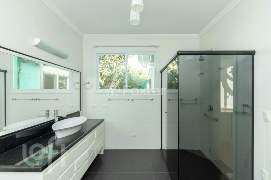 Casa de Condomínio à venda com 4 quartos, 296m² - Foto 12