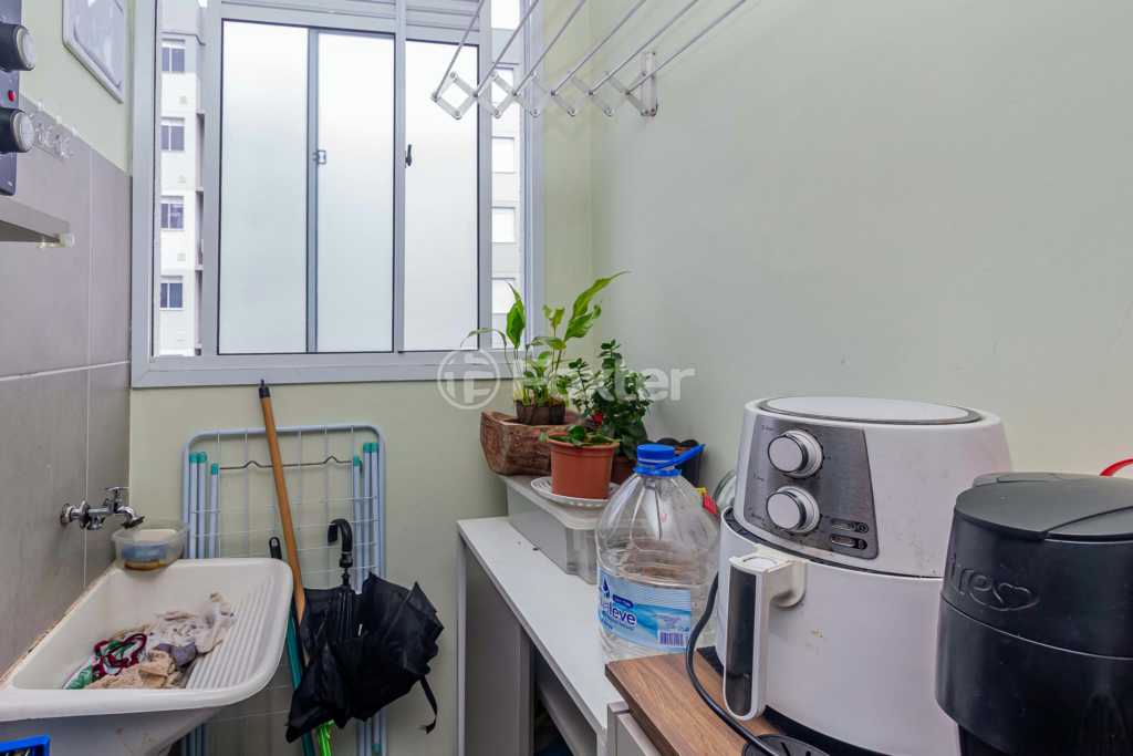 Apartamento à venda com 2 quartos, 40m² - Foto 17