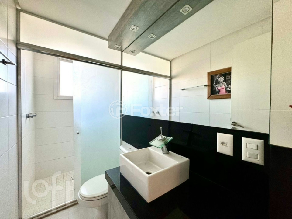 Apartamento à venda com 2 quartos, 75m² - Foto 13