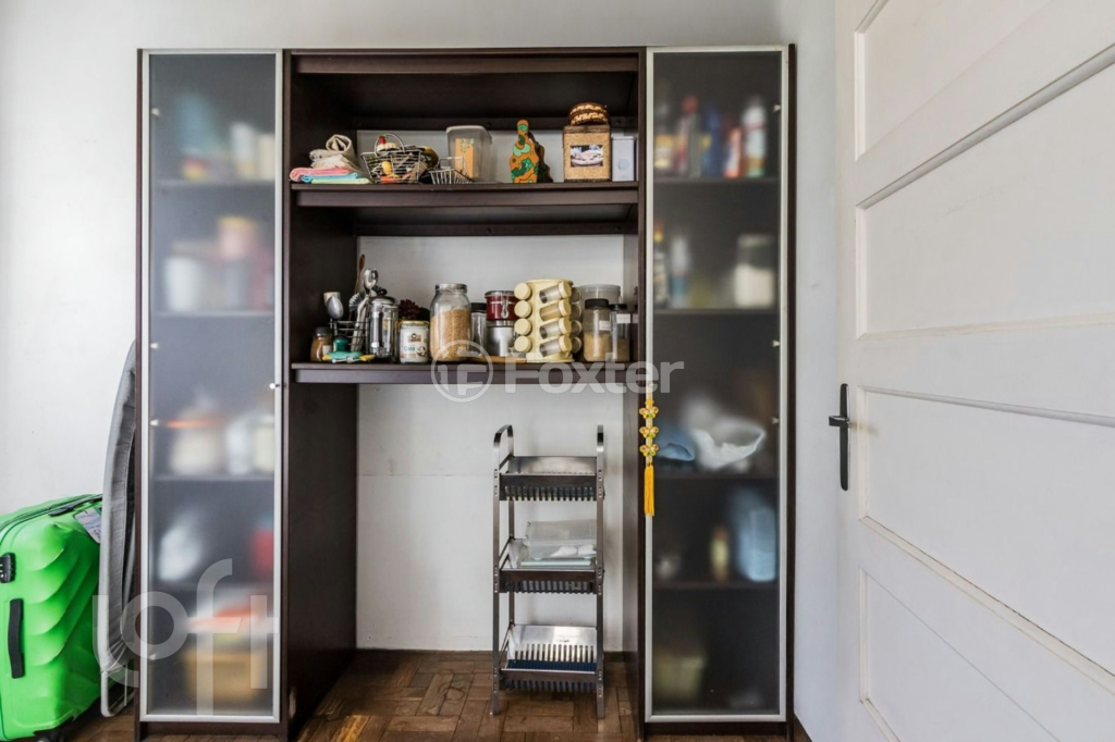 Apartamento à venda com 2 quartos, 72m² - Foto 33