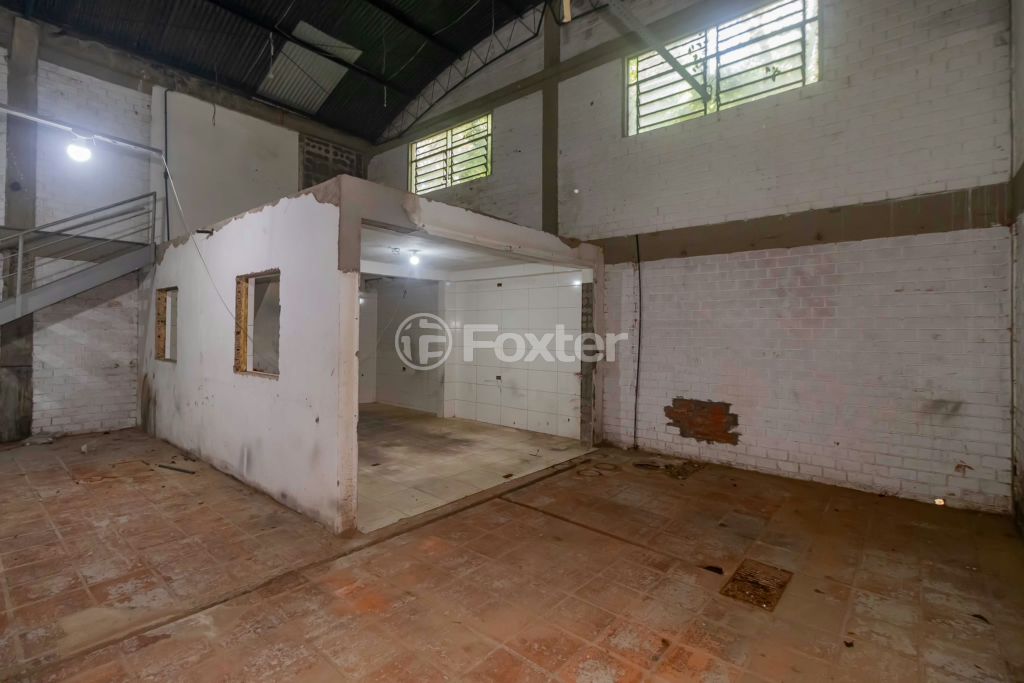 Depósito-Galpão-Armazém à venda, 300m² - Foto 5