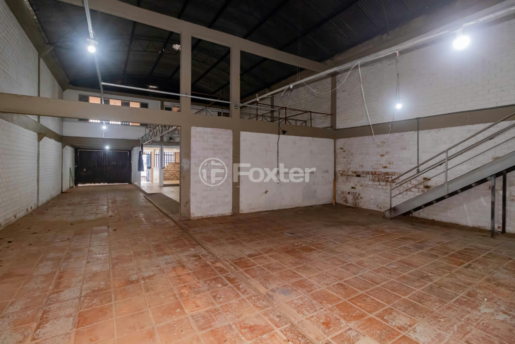 Depósito-Galpão-Armazém à venda, 300m² - Foto 2