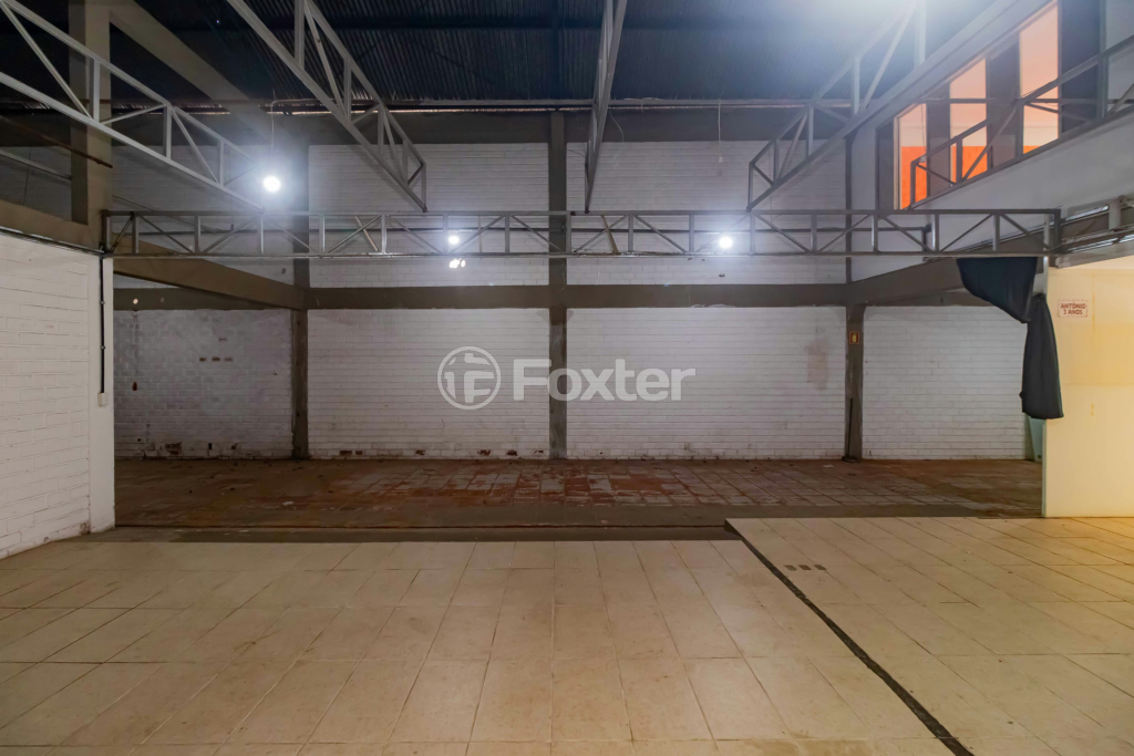 Depósito-Galpão-Armazém à venda, 300m² - Foto 16