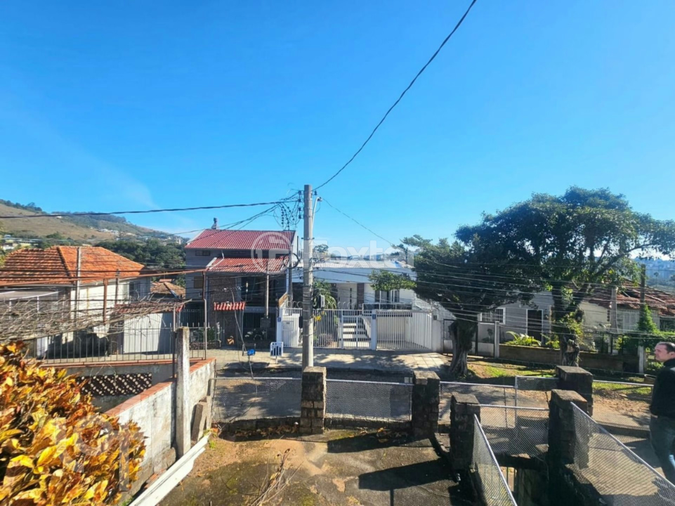 Casa à venda com 2 quartos, 440m² - Foto 6