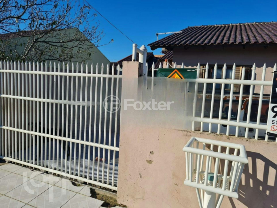 Casa à venda com 3 quartos, 63m² - Foto 1