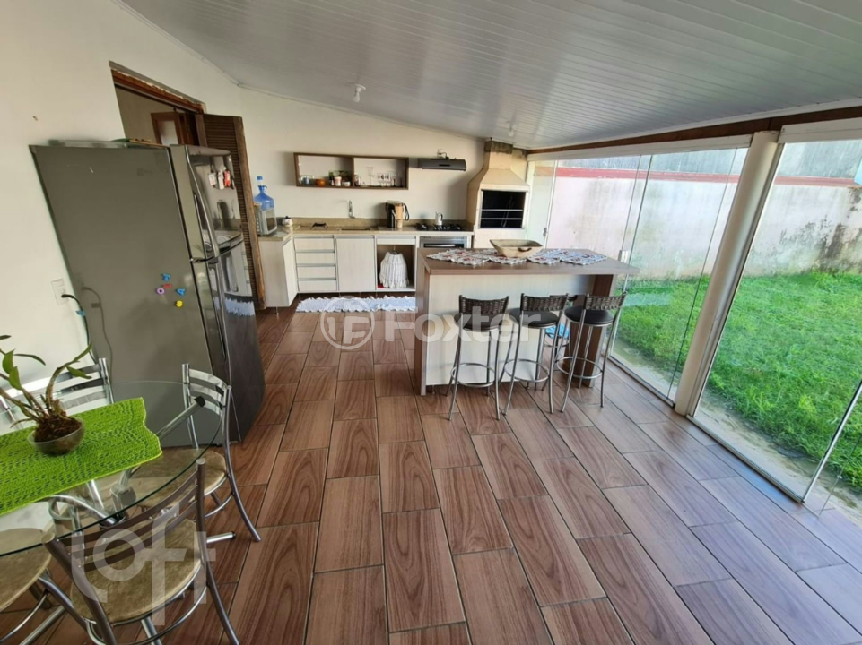 Casa à venda com 3 quartos, 63m² - Foto 9