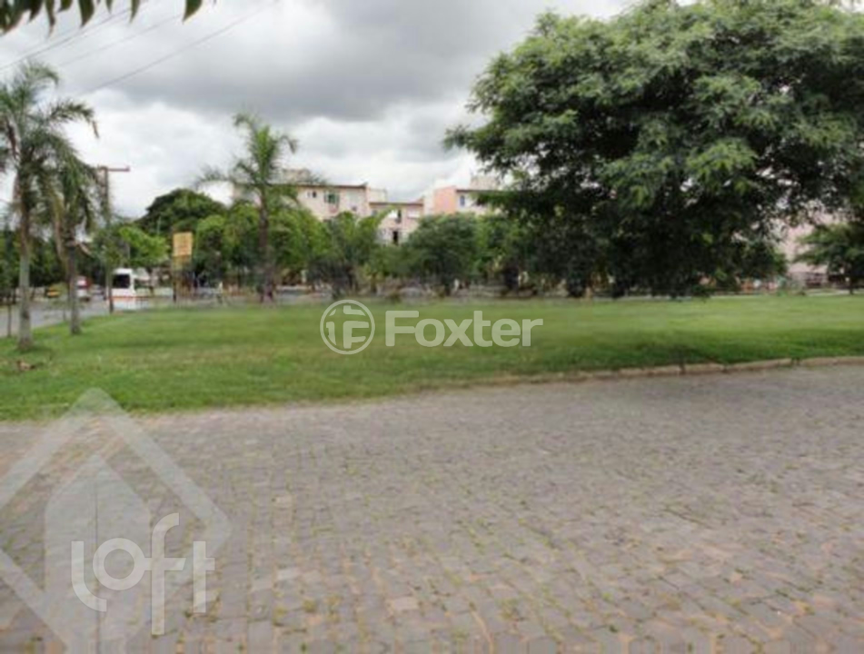 Casa à venda com 3 quartos, 99m² - Foto 10