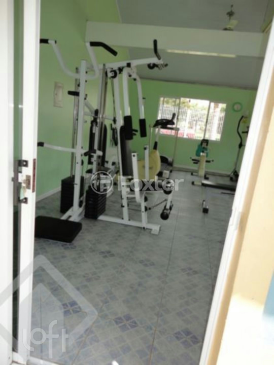 Casa à venda com 3 quartos, 99m² - Foto 1