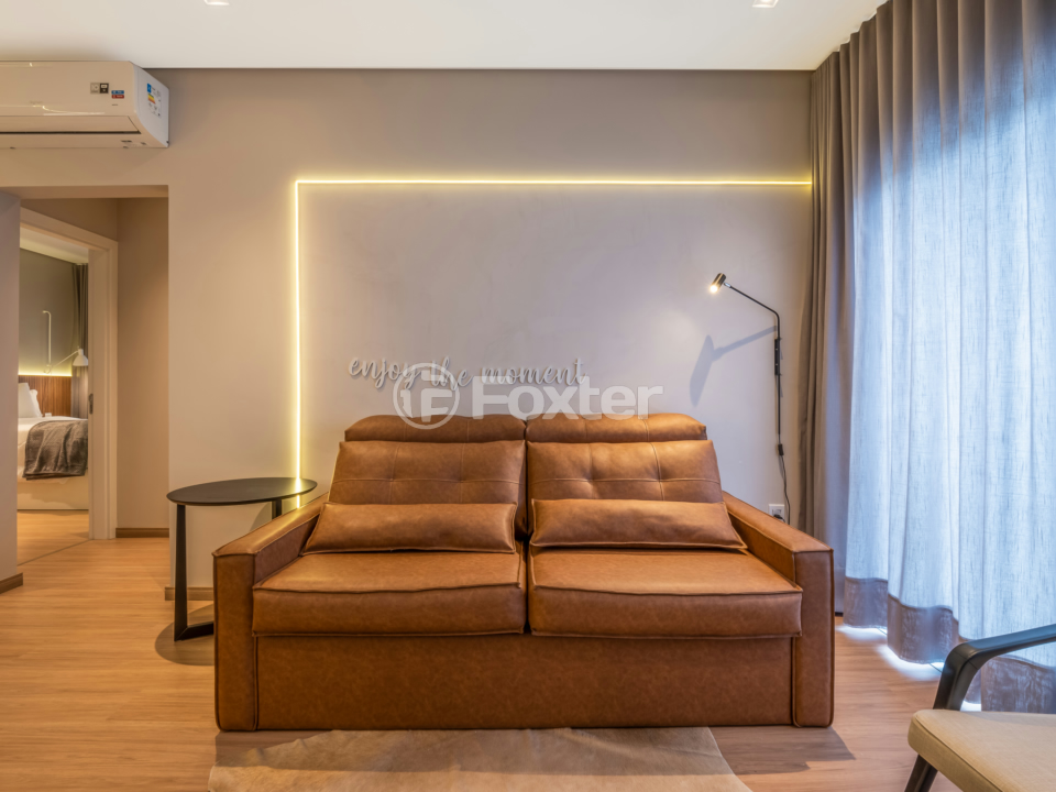 Apartamento à venda com 2 quartos, 76m² - Foto 2