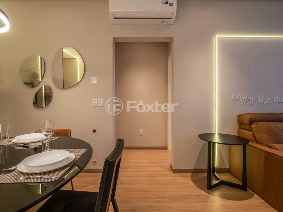 Apartamento à venda com 2 quartos, 76m² - Foto 1