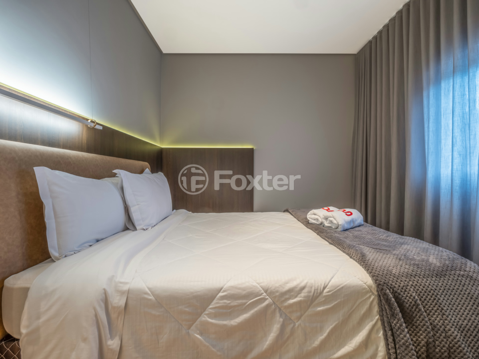 Apartamento à venda com 2 quartos, 76m² - Foto 17