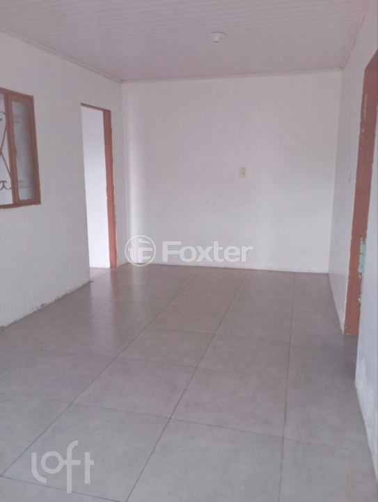 Casa à venda com 2 quartos, 54m² - Foto 4