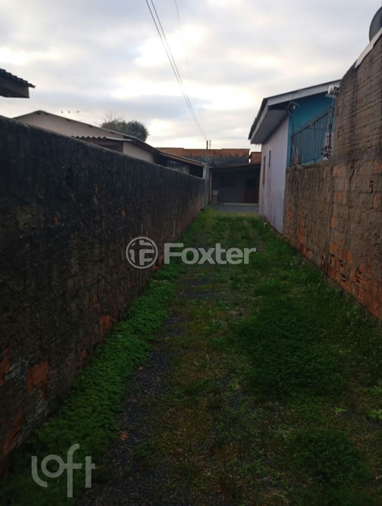 Casa à venda com 2 quartos, 54m² - Foto 2