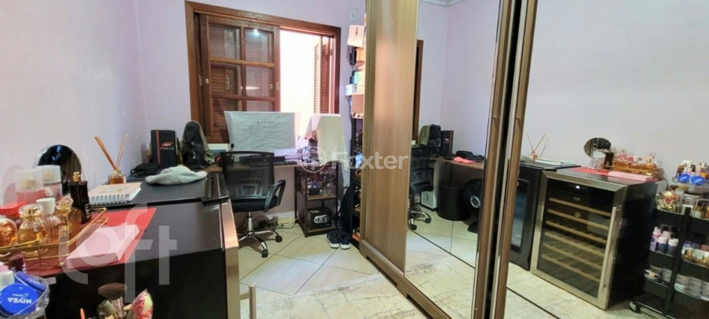 Casa à venda com 2 quartos, 62m² - Foto 4