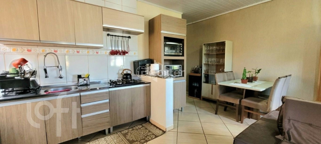 Casa à venda com 2 quartos, 62m² - Foto 7