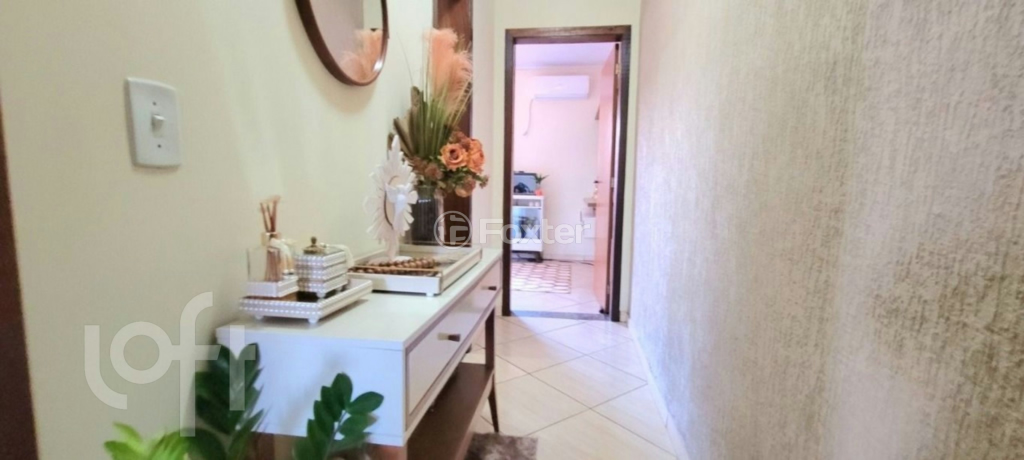 Casa à venda com 2 quartos, 62m² - Foto 3