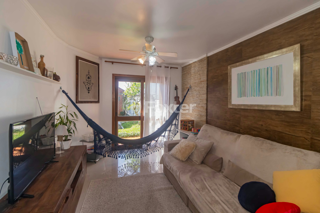 Casa de Condomínio à venda com 3 quartos, 130m² - Foto 2