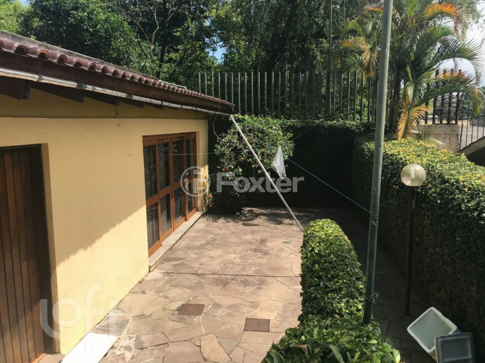 Casa à venda com 3 quartos, 500m² - Foto 31