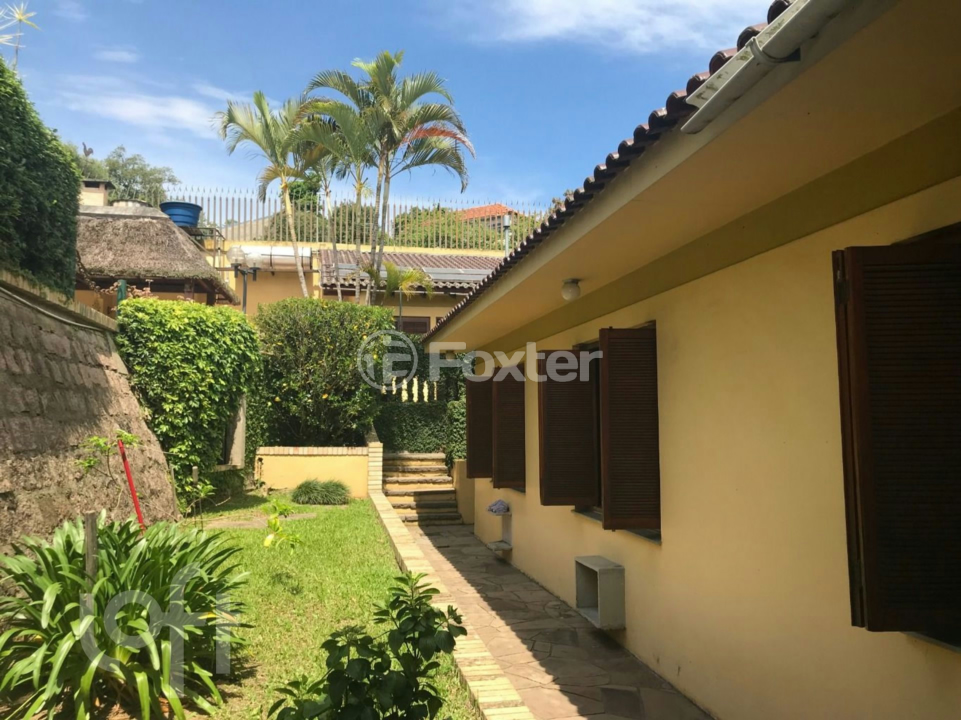 Casa à venda com 3 quartos, 500m² - Foto 32