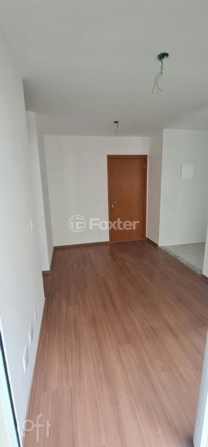 Apartamento à venda com 2 quartos, 44m² - Foto 4