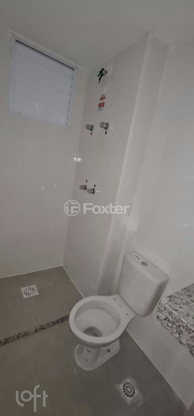 Apartamento à venda com 2 quartos, 44m² - Foto 11