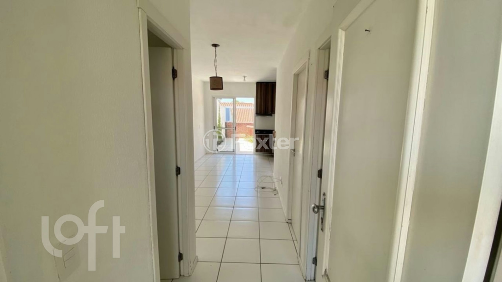 Casa à venda com 2 quartos, 60m² - Foto 5