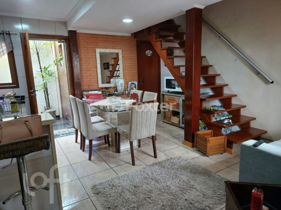 Casa à venda com 2 quartos, 91m² - Foto 1