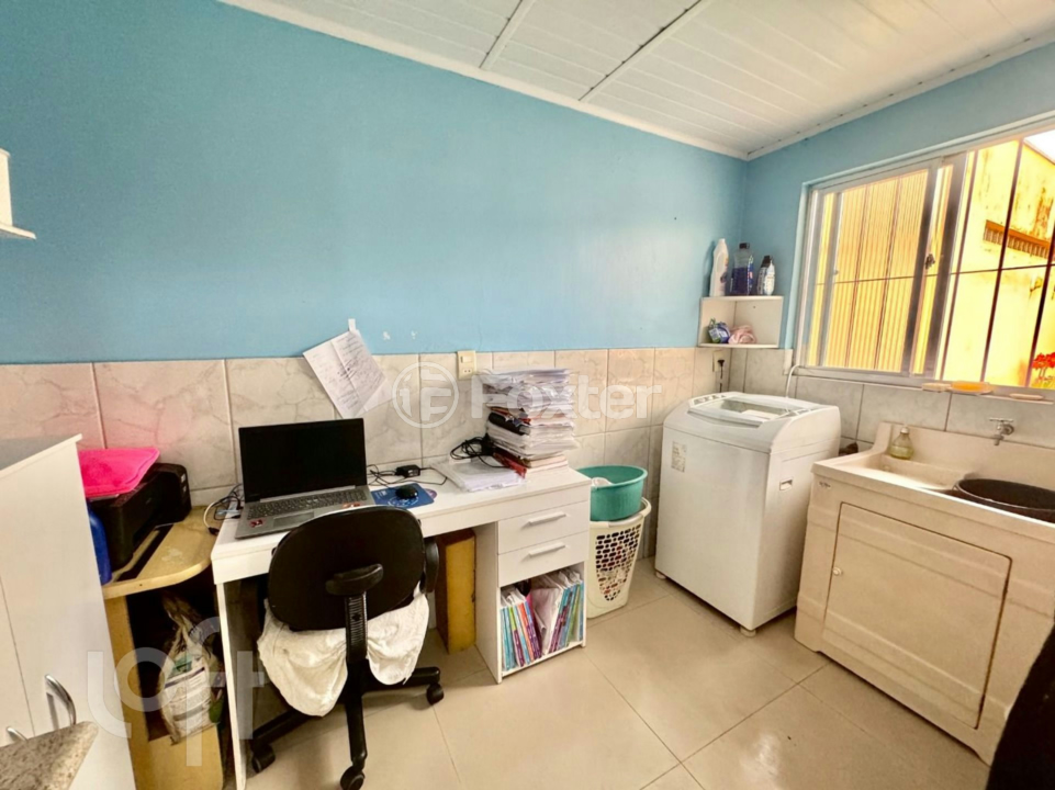 Casa à venda com 3 quartos, 110m² - Foto 11