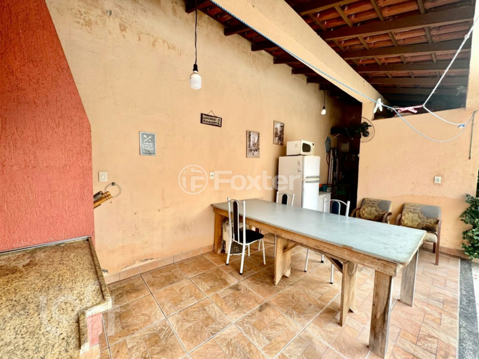 Casa à venda com 3 quartos, 110m² - Foto 25