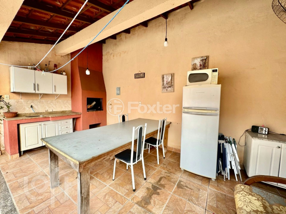 Casa à venda com 3 quartos, 110m² - Foto 26