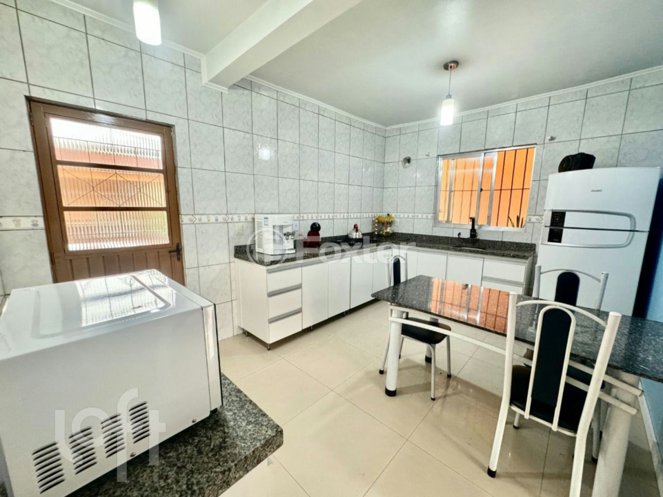 Casa à venda com 3 quartos, 110m² - Foto 10