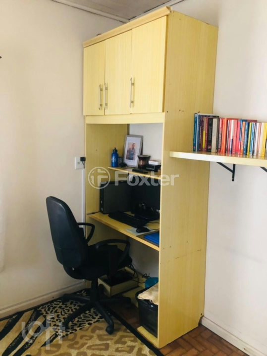 Casa à venda com 4 quartos, 105m² - Foto 14