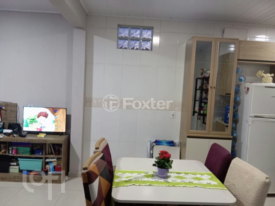 Casa à venda com 2 quartos, 62m² - Foto 6