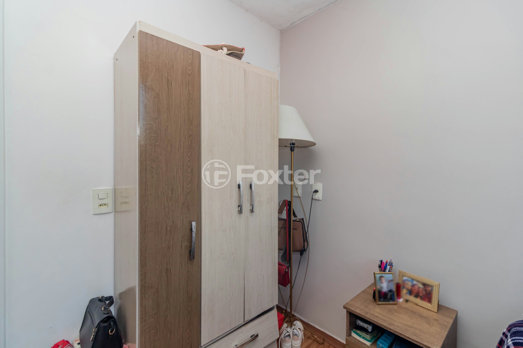 Apartamento à venda com 2 quartos, 42m² - Foto 9