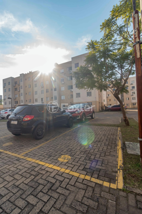 Apartamento à venda com 2 quartos, 42m² - Foto 18