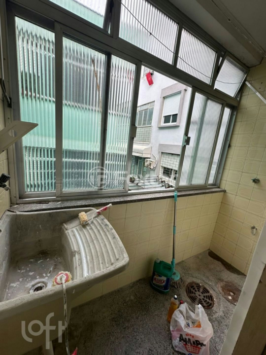 Apartamento à venda com 2 quartos, 57m² - Foto 11