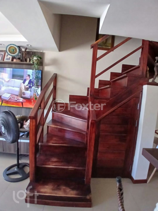 Casa à venda com 2 quartos, 54m² - Foto 9