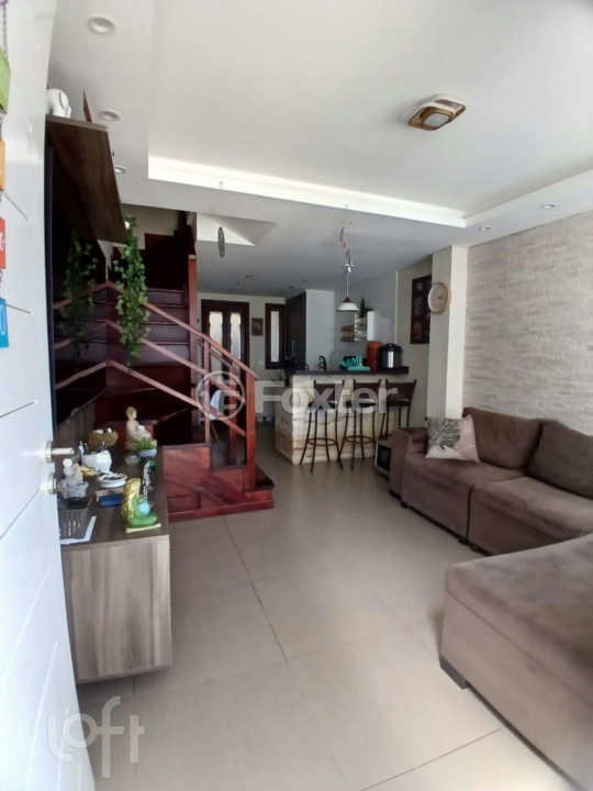Casa à venda com 2 quartos, 54m² - Foto 1